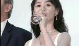 娱乐吃瓜秀酱,揭秘娱乐圈幕后故事，带你领略明星真实生活