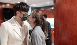 女明星爆料雪藏原因视频