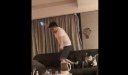 女子爆料假燕窝原视频,女子曝光视频揭露惊人内幕