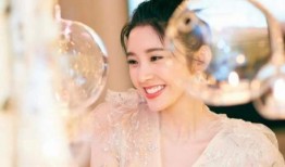 张若昀女儿爆料了吗视频,揭秘明星家庭幕后故事