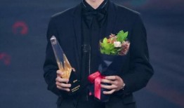 圈内人爆料肖战王一博,揭秘娱乐圈的神秘友谊与精彩合作